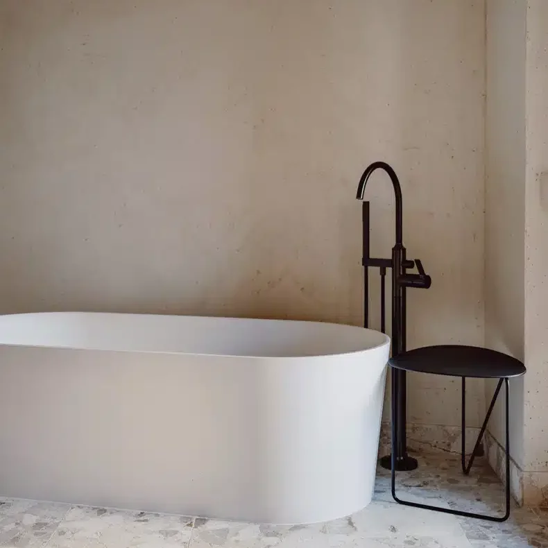nordic-scandinavian-bathroom-design-earthy